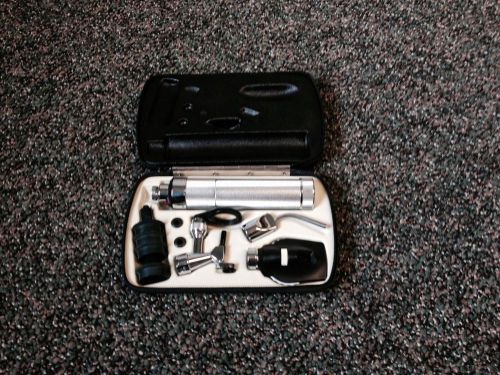 Welch/Allyn Rechargeable Ophthalmoscope/Otoscope Set in Semi-Hard Zippered Case