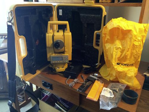 Topcon GTS-223 3&#034; Dual Display Electronic Total Station Transit W Charger