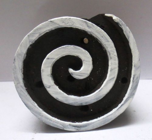 INDIAN WOODEN HAND CARVED TEXTILE PRINTING ON FABRIC BLOCK / STAMP ROUND SPIRAL