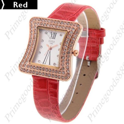PU Leather Rhinestones 2 Roman Numbers Wrist Quartz Wristwatch Women&#039;s Red