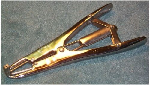 Elastrator Veterinary Castration Tool