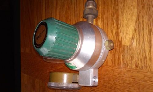 AIR PRODUCTS GAS REGULATOR MODEL E11-K-N515D