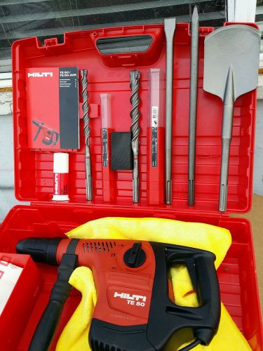 Hilti new  te 50 hammer drill, free bits and chisels, holidays deal!!! for sale
