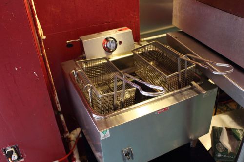 Star Max 301HLF 15 Pound Commercial Deep Fryer 5300W - Brand New Condition