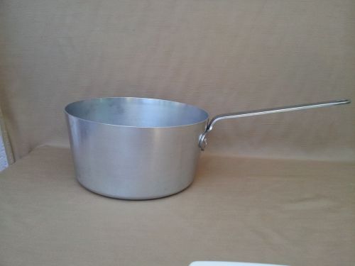 Vollrath Aluminum Sauce Pan Pot Long Handle Large 8.5Qt. Pan 67308