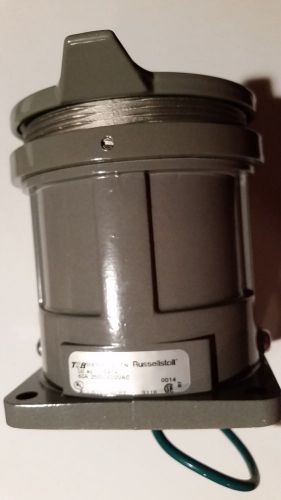 Thomas &amp; betts russellstoll receptacle 60a 250v/600vac 8414 with mounting plate for sale