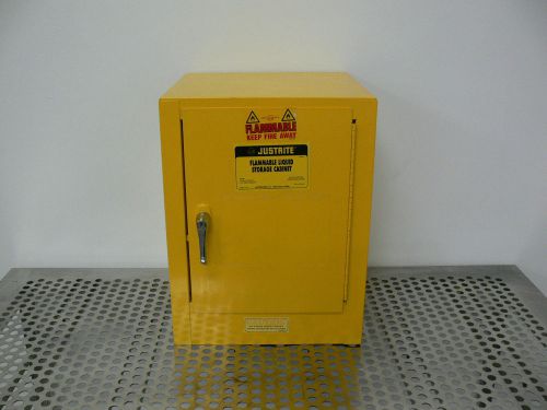 Justrite 25040   4 gallon flammable liquid  storage cabinet for sale