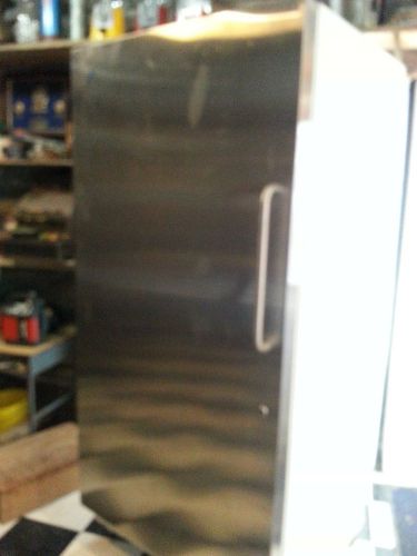 1 stainless steel door nsf commercial reach in refrigerator 29 cu.ft  4 shelves for sale