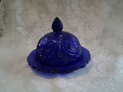 Cobalt Blue Glass inverted thistle Pattern domed covered Butter dish round pound