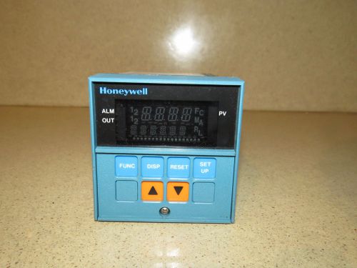 ^^ honewell  udc2000 mini-pro controller p/n dc2003-0-0000-0000-00-0111 (mp1) for sale