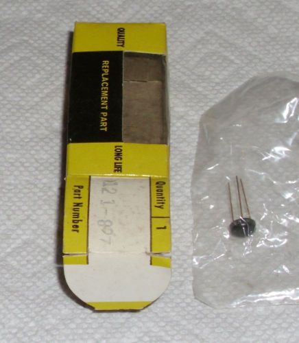 Zenith parts 121-827    NTE 108    Transistor  NOS