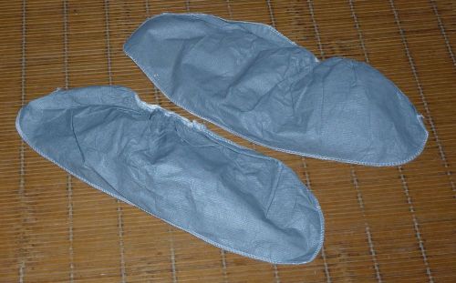 One Pair of  Magid EconoWear Disposable Tyvek Non-skid Shoe Covers 3XL