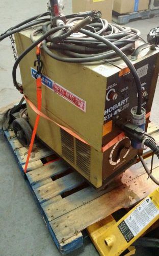 HOBART BETA-MIG 200 MIG WELDER