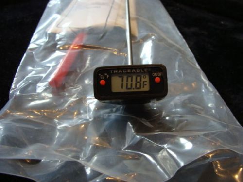 VWR traceable thermometer Pocket case long probe -58 to 536 degree F range or C