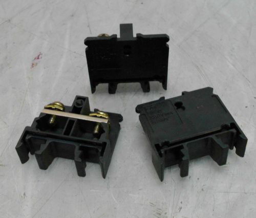 30 Pieces of  Idec Izumi BN15M Terminal Blocks, 600V, 1.25mm2, Used, Warranty