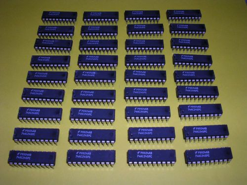 Fairchild Semiconductor 74AC245PC Octal Bidirectional Transceiver - 36 Chips