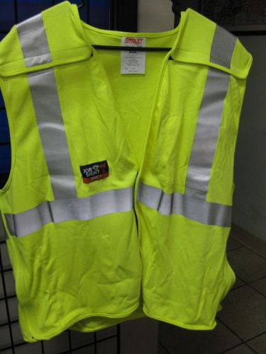 TINGLEY V81522 High Visibility Vest, Yellow/Green, L/XL
