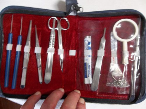 ELEVEN PIECE PRESTIGE MEDICAL DISSECTING KIT WITH CASE