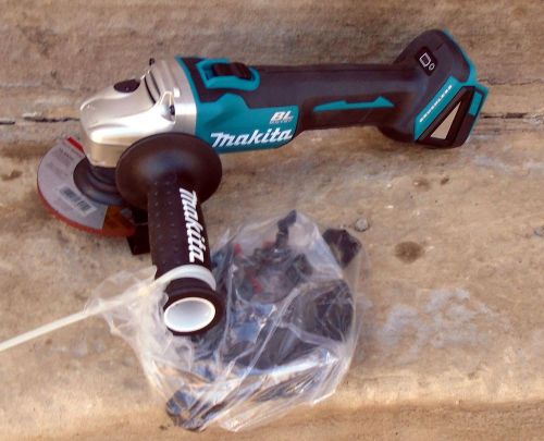 Makita xag03 bl 18 volt cordless 4-1/2&#034; angle grinder-bare tool-new! for sale