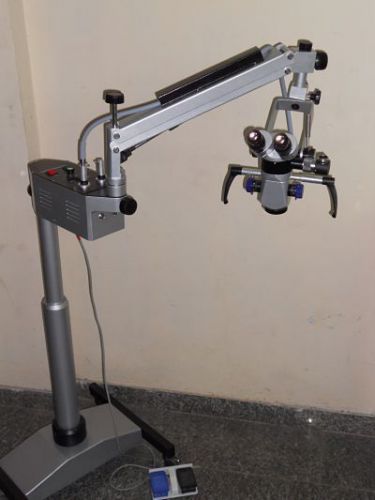 Dental Microscope, with Fiber Optic &#034;Twin Bulb&#034; Halogen Light Source (15V-150W)