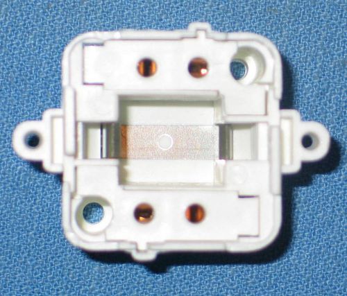 Lot of 10 AAG Stucchi 422/VA-q3 Lampholders for G24q-3 Compact FLUORESCENT Lamps