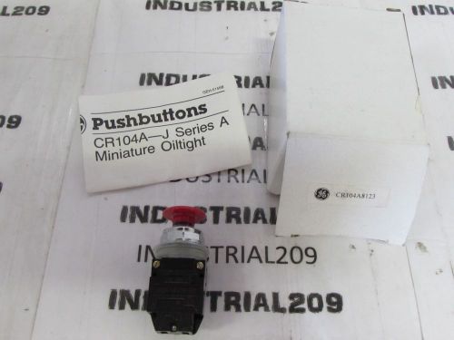GENERAL ELECTRIC PUSH BUTTONS CR104A8/23 NEW IN BOX