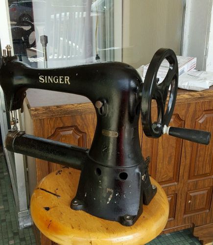 Singer industrial 17-1 cylinder arm lock stitch with adjustable stitch length