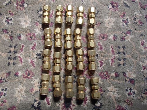 New BRASS  3/8&#034;  PRESSURE  COUPLINGS  20  PIECES
