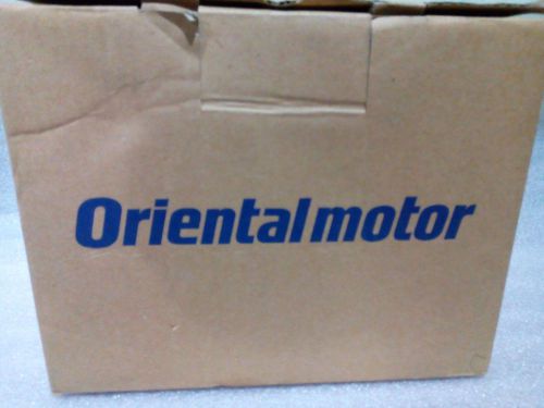 ORIENTAL MOTOR USM206-001W + SPEED CONTROL USP206-1U