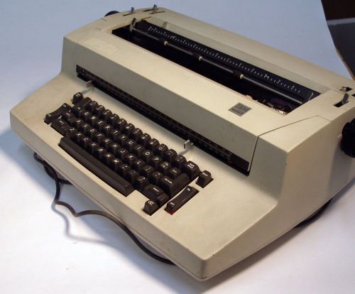 IBM Selectric II Electric Typewriter - Carriage Jam - for Parts or Repair