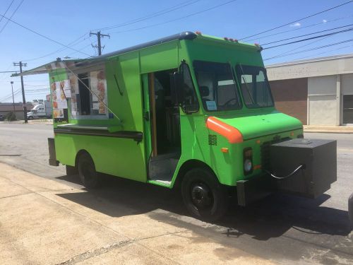 1985 GRUMMAM FOOD TRUCK