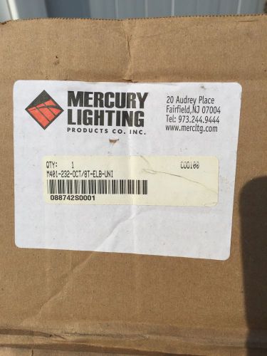 Mercury Lighting M401 Series 2 X 32w T8 Fluorescent Enclosed Luminaire 120v