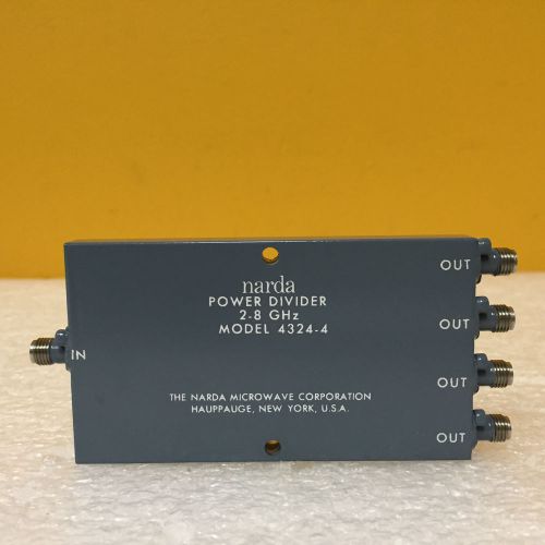 Narda 4324-4, 2 to 8 GHz, 18 dB, 1.35/1.45:1 VSWR, SMA (F), 4 Way Power Divider