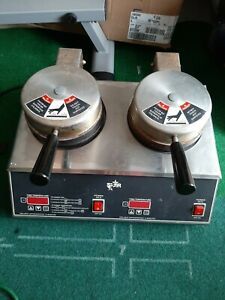 STAR Duo 7&#034; Round Regular Waffle Baker INDUSTRIAL