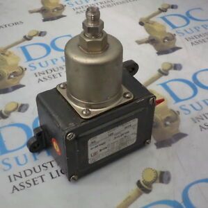 UNITED ELECTRIC J6D 126 9534 PRESSURE SWITCH