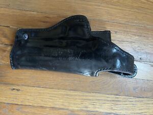 POLICE.....Don Hume Leather Gun Duty Holster H739 SH No. 26-5&#034; Right Hand