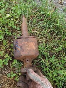 Maytag Gas Engine Model 92 Crank Case  Crankshaft partial engine