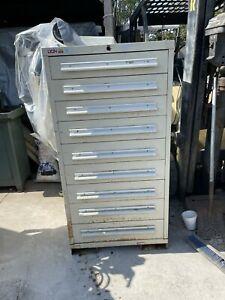 LYON 9 drawer  tool cabinet