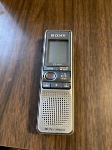Sony ICD-B600 IC  Digital Recorder Silver - Tested &amp; Works