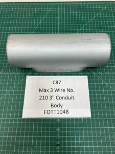 Crouse - Hinds Max 3 Wire No. 210 3&#034; Conduit Body C87