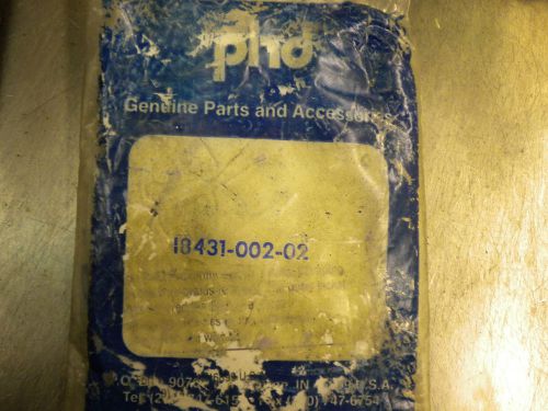 (6122) PHD Proximity Switch 18431-002-02 6MM Square PNP Source LED 2 M