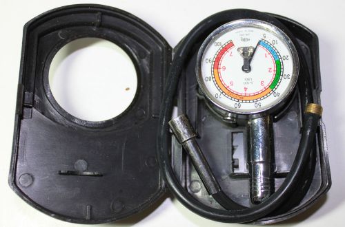 Jin dai 5-100 psi pressure gauge with case &amp; ext. hose~excellent condition for sale