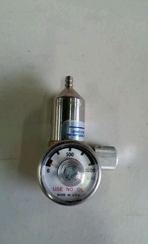 Gas Regulator Model 715 , 0.5 LPM (calibration regulator)