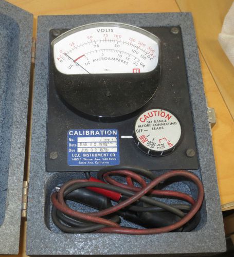 Vintage HONEYWELL VOLTMETER Measures AC/DC Voltage Tested in Wood Case Complete