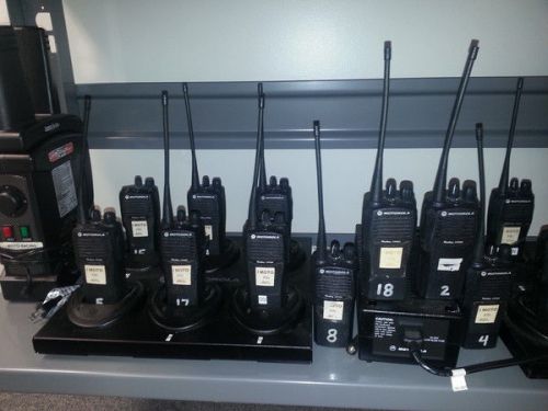 Motorola radius cp200 crew radios base charger six per unit - wpln4171ar muc for sale