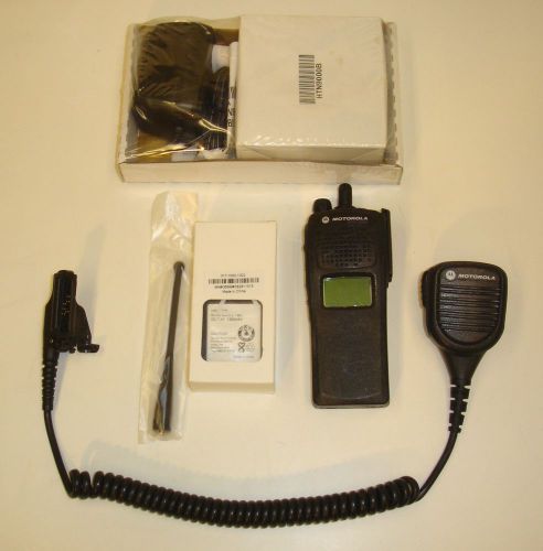 Motorola XTS2500 Model 1.5 UHF 450-520MHz Portable Radio, P25. ADP.