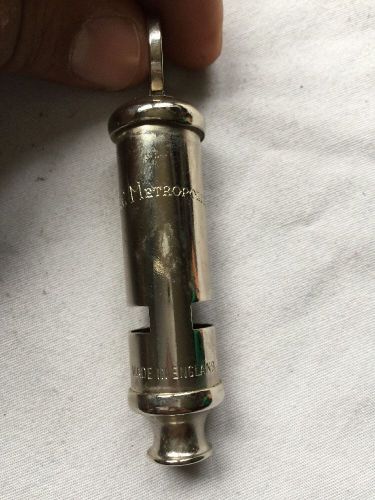 Vintage “THE METROPOLITAN” BRITISH POLICE WHISTLE