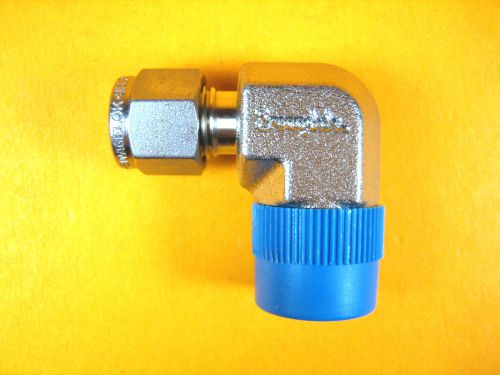 Swagelok -  ss-400-2-6 -  tube to pipe elbow connector 1/4&#034;x 3/8&#034; npt for sale