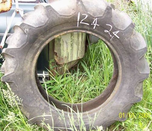 Firestone Field &amp; Road Tractor Tire 12.4  24