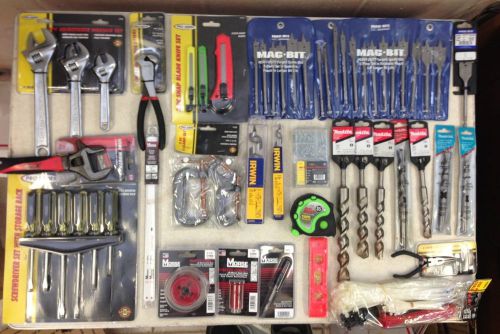 PRICED LOWERED!!!! LOOK AT VALUE!!!   Jack of all Trades Tool Set (25 piece set)